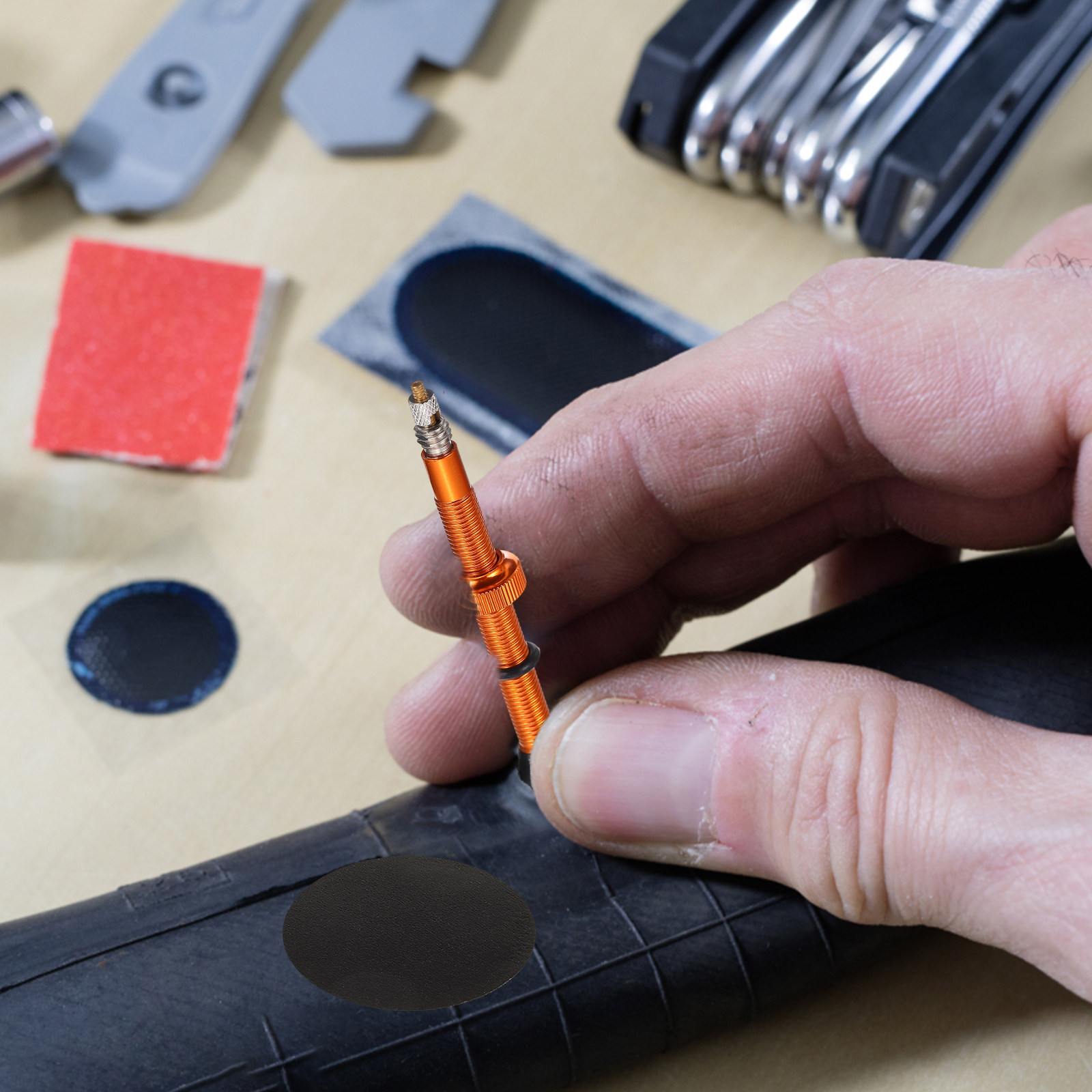 Kit de 20 parches para reparar - Mountain Biking Tube reseña y precio